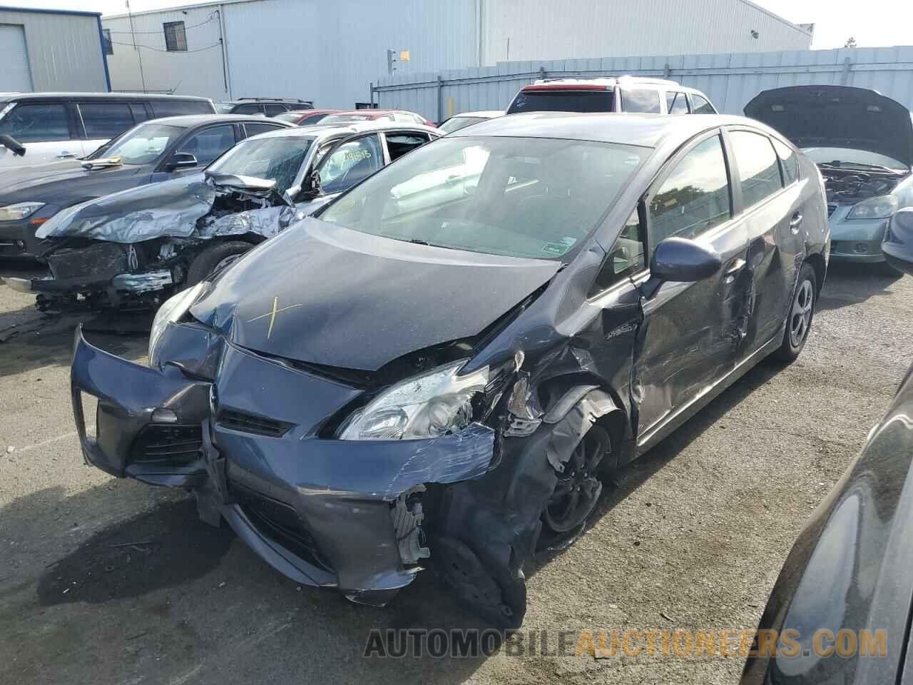 JTDKN3DU8F2001516 TOYOTA PRIUS 2015