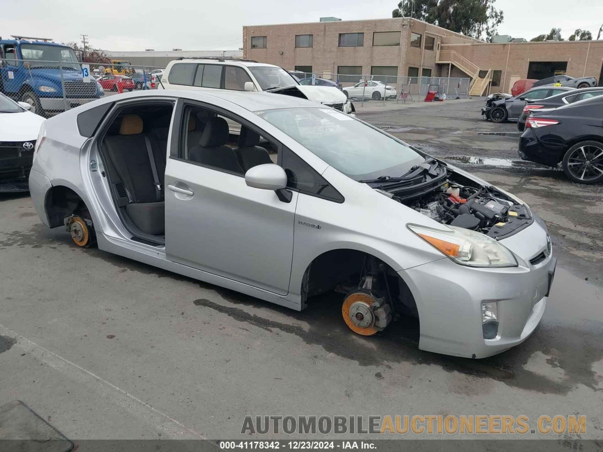 JTDKN3DU9B1476883 TOYOTA PRIUS 2011