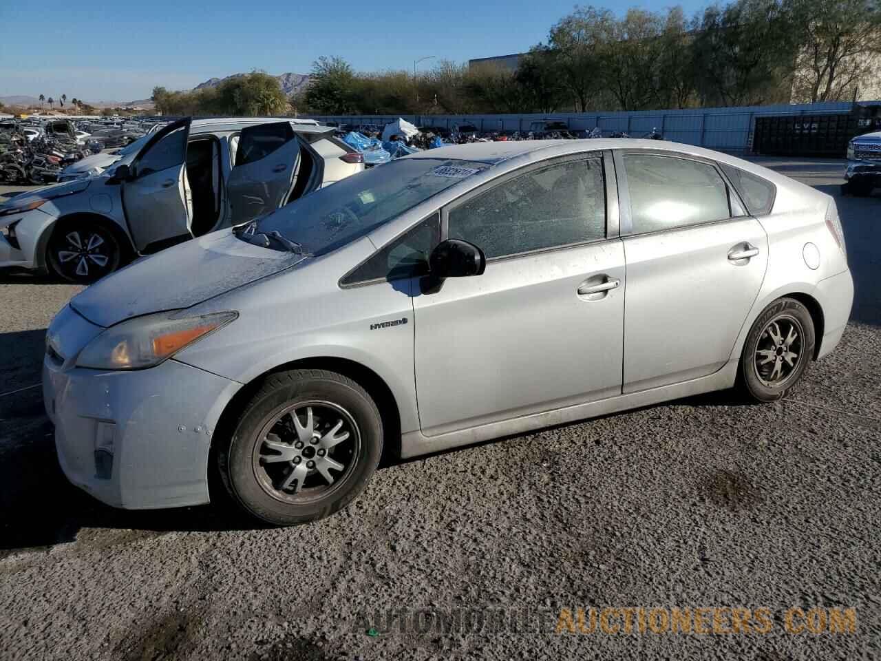 JTDKN3DU9B5318696 TOYOTA PRIUS 2011