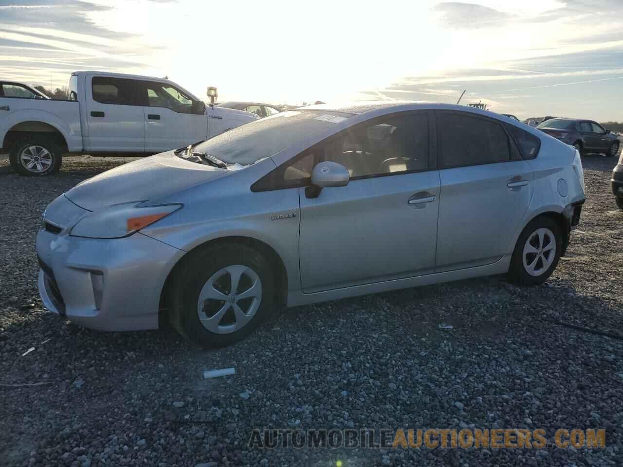 JTDKN3DU9D1705789 TOYOTA PRIUS 2013