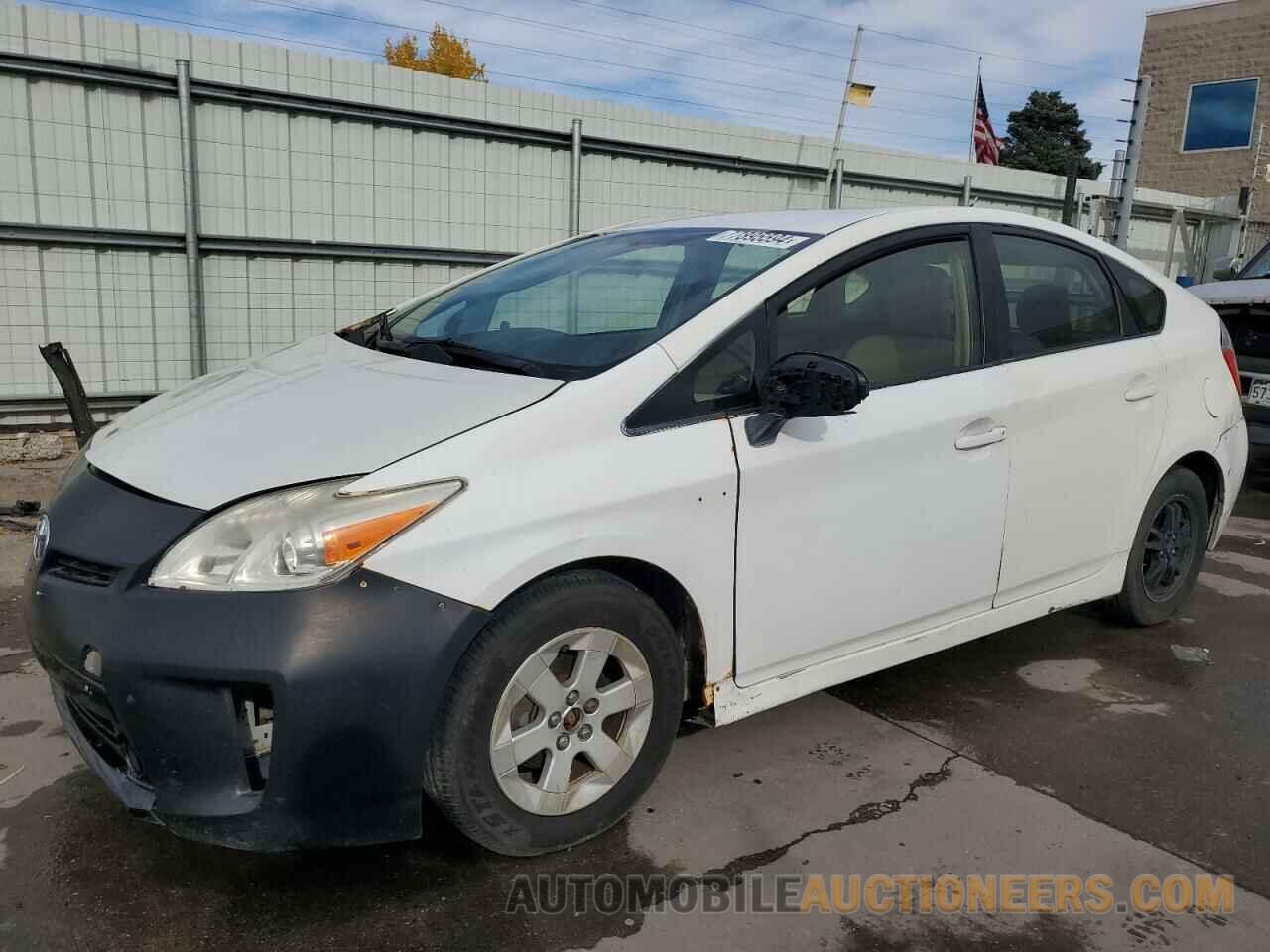 JTDKN3DU9D5582990 TOYOTA PRIUS 2013