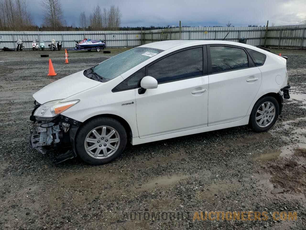 JTDKN3DU9D5598154 TOYOTA PRIUS 2013