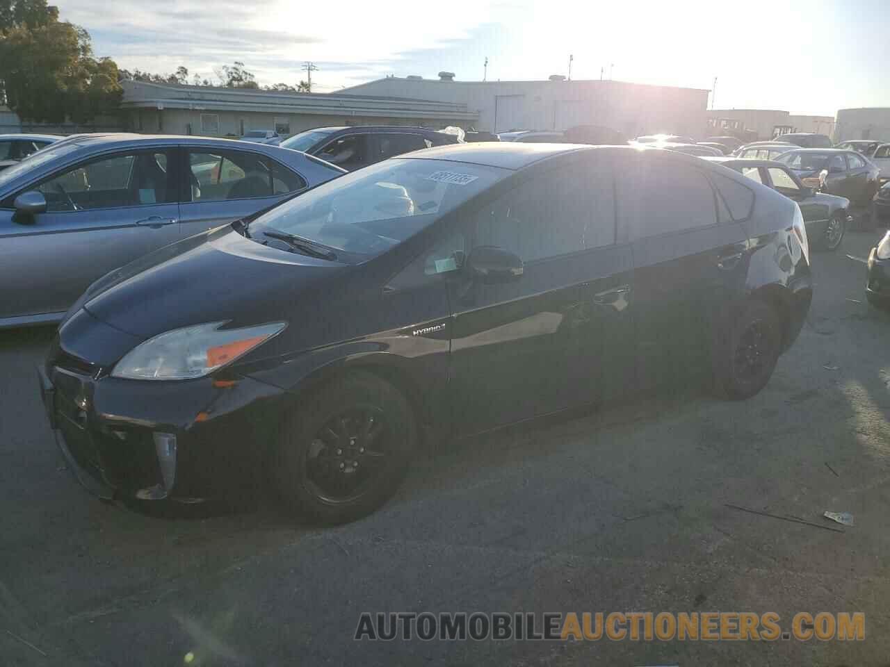 JTDKN3DU9E1766688 TOYOTA PRIUS 2014