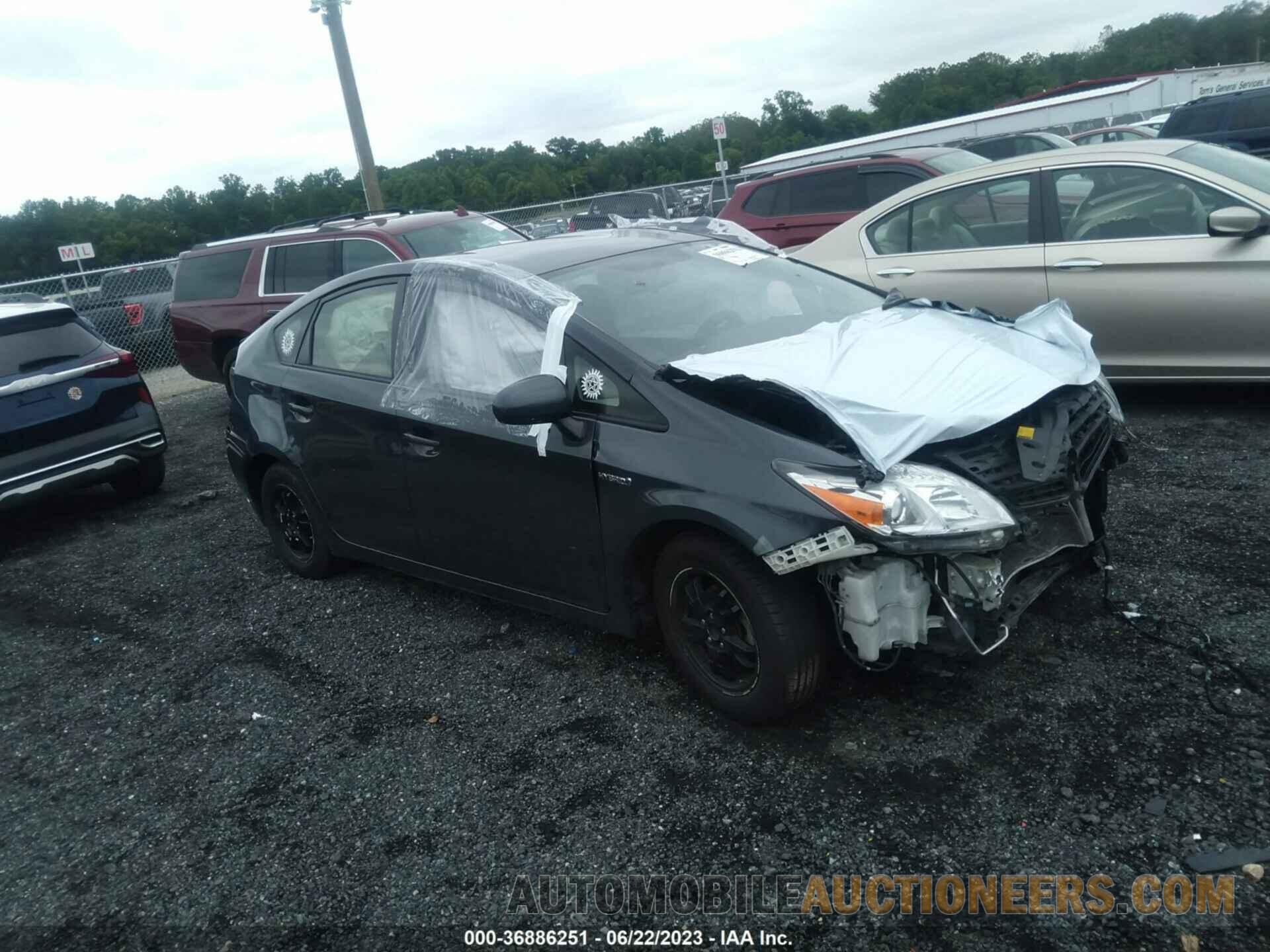 JTDKN3DU9F0398410 TOYOTA PRIUS 2015