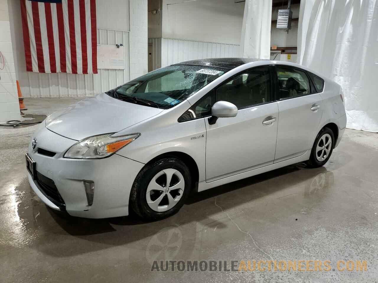 JTDKN3DU9F0411768 TOYOTA PRIUS 2015