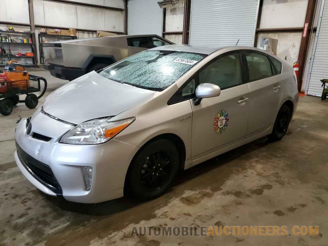 JTDKN3DU9F0415285 TOYOTA PRIUS 2015