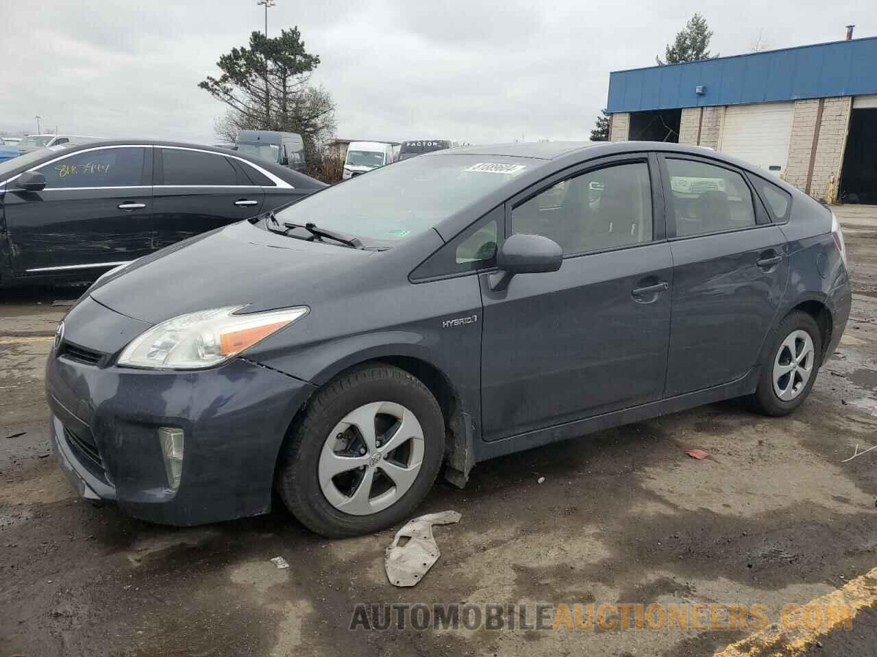 JTDKN3DU9F0420082 TOYOTA PRIUS 2015