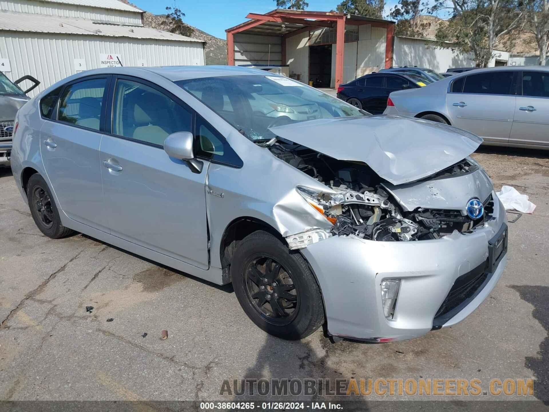 JTDKN3DU9F0433852 TOYOTA PRIUS 2015