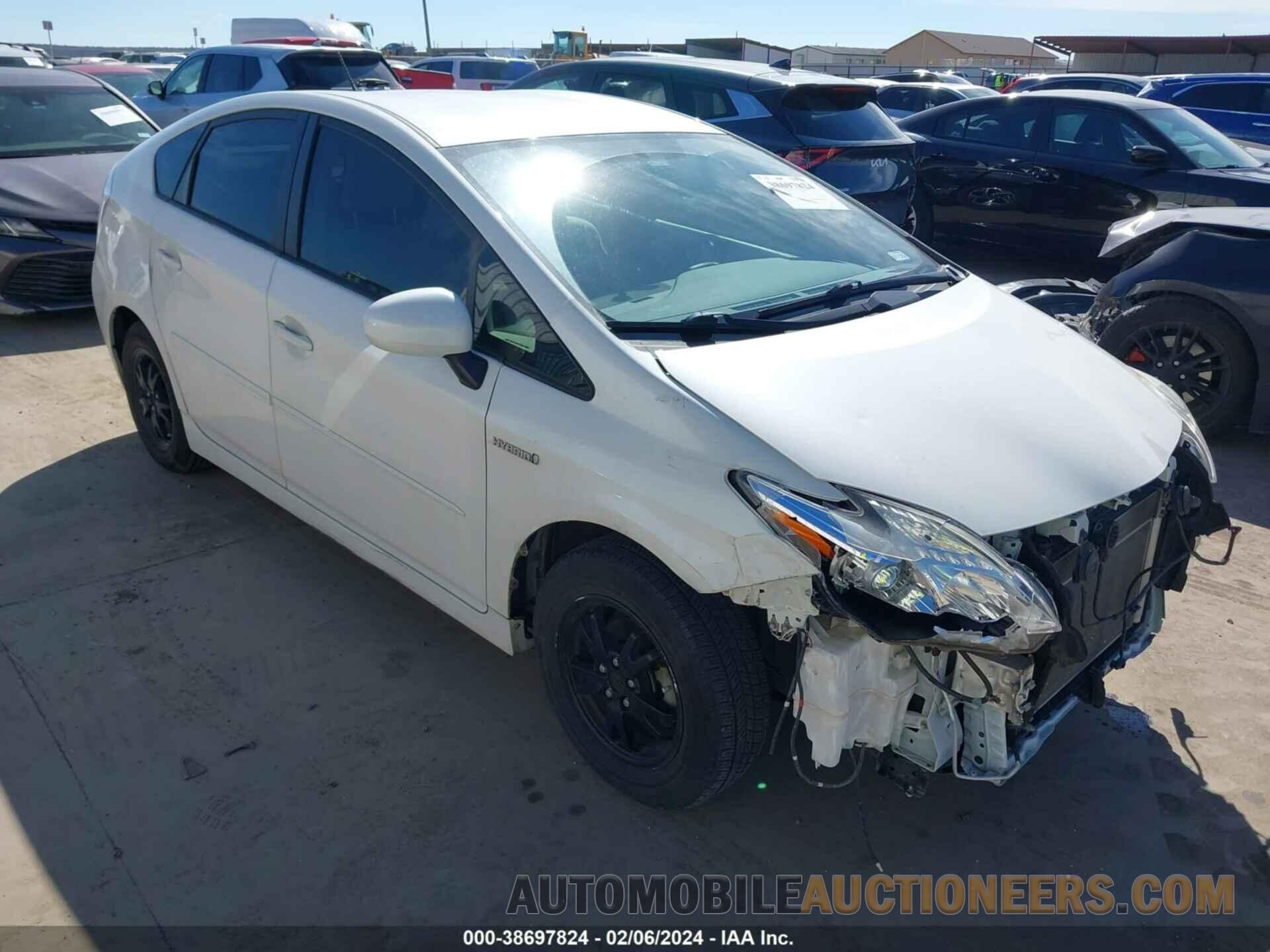 JTDKN3DU9F0438288 TOYOTA PRIUS 2015