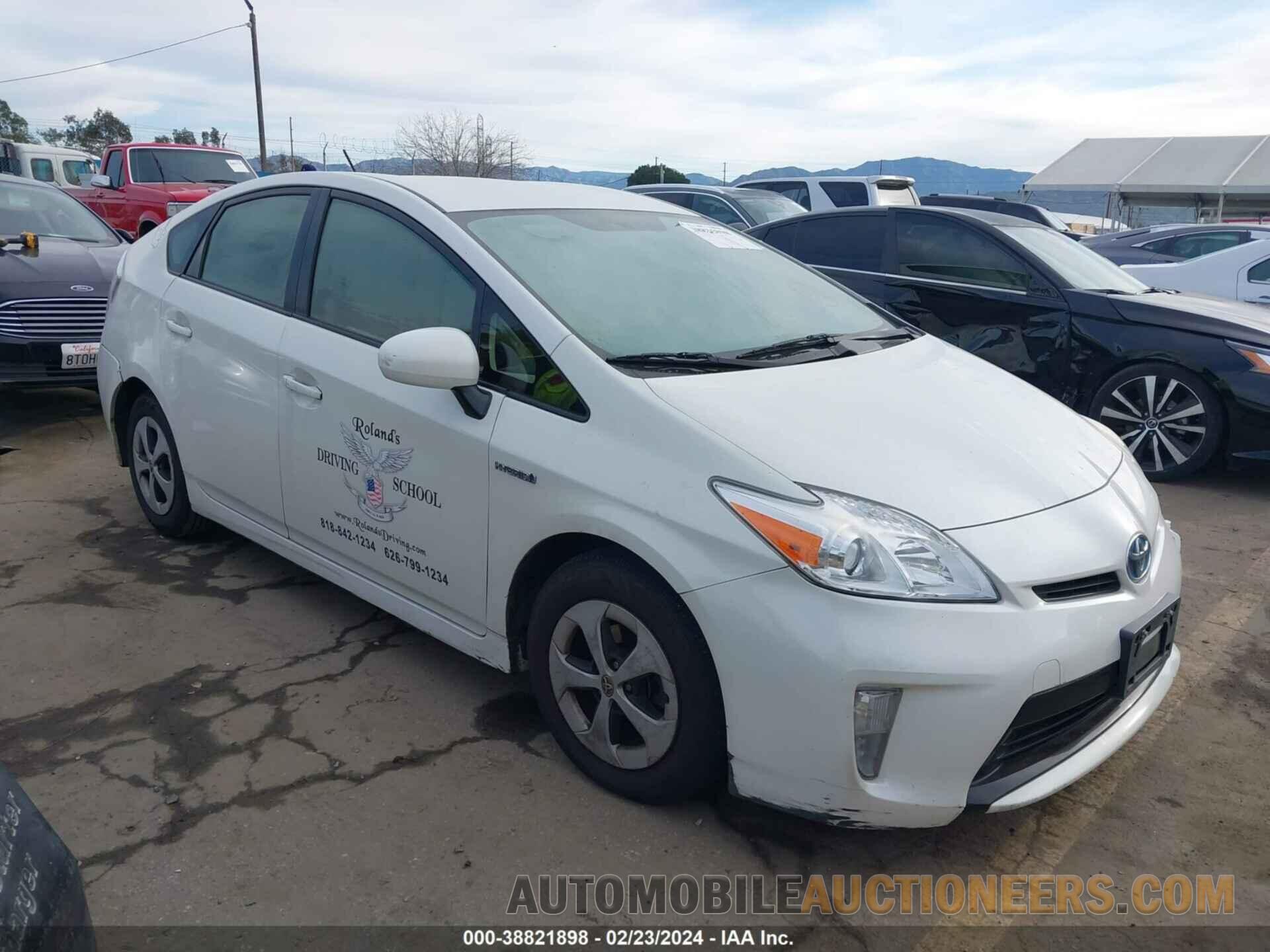 JTDKN3DU9F0438534 TOYOTA PRIUS 2015