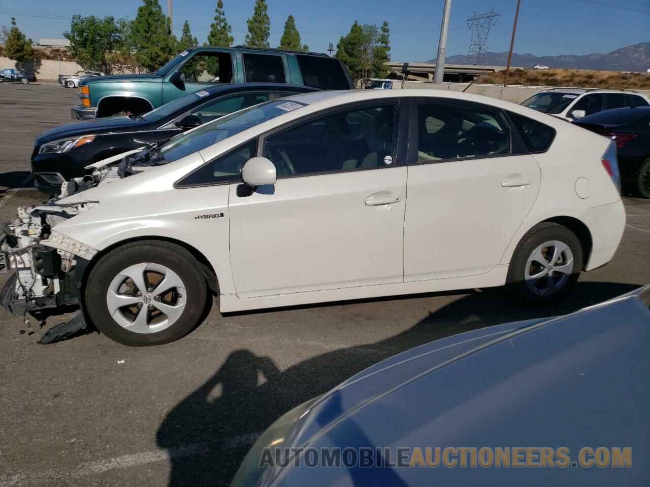 JTDKN3DU9F0441109 TOYOTA PRIUS 2015