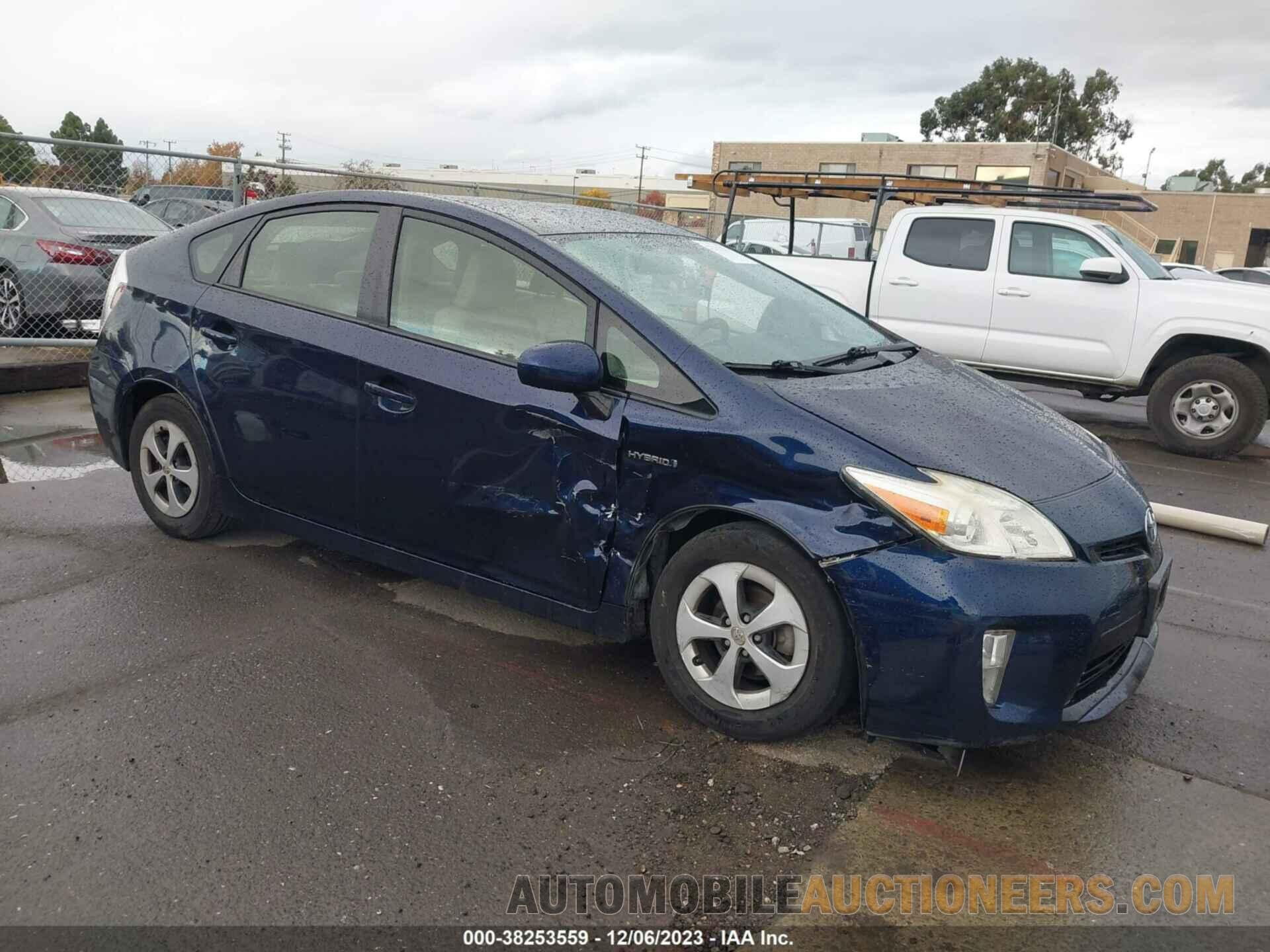 JTDKN3DU9F0457147 TOYOTA PRIUS 2015