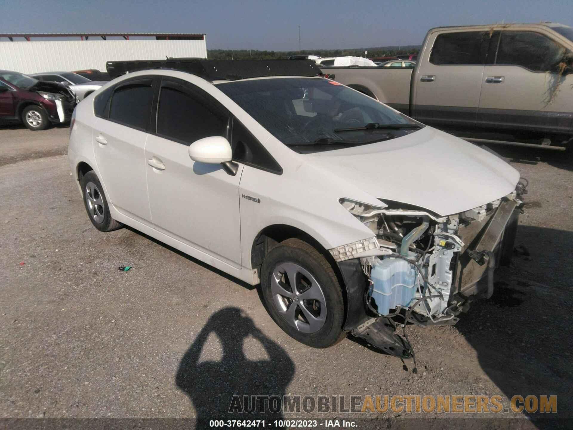 JTDKN3DU9F0479956 TOYOTA PRIUS 2015