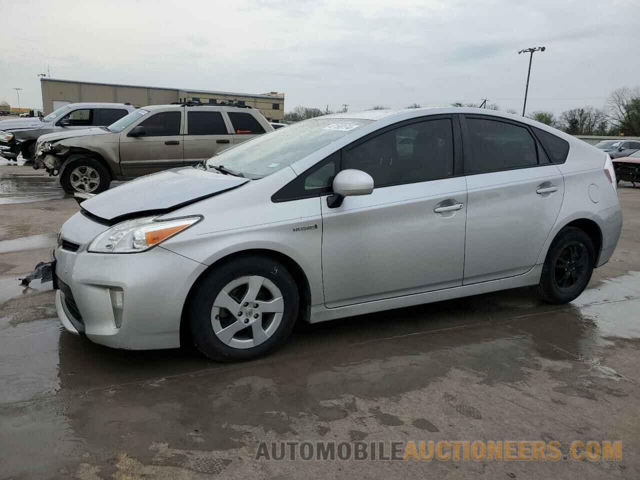 JTDKN3DU9F0482842 TOYOTA PRIUS 2015