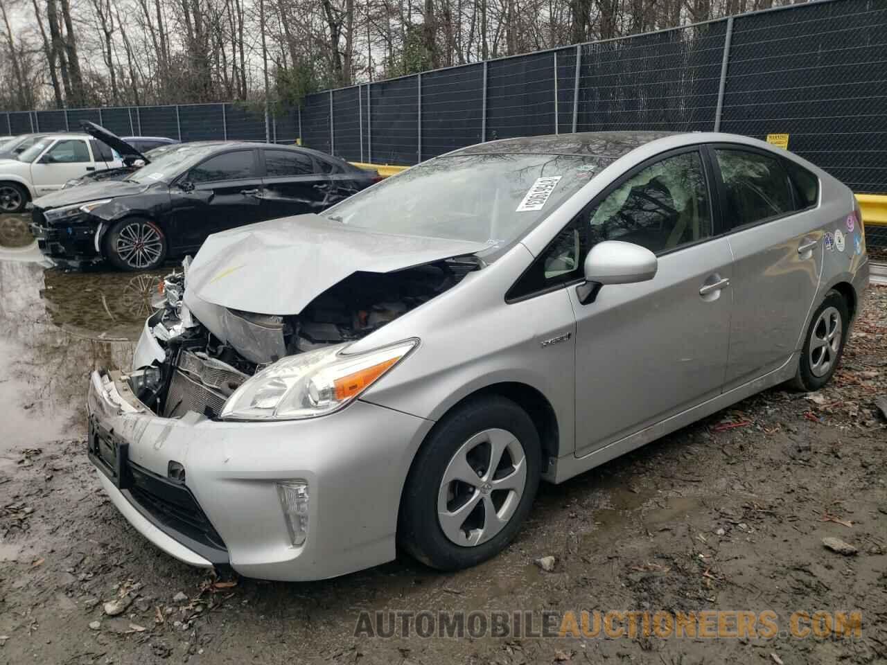 JTDKN3DU9F1870583 TOYOTA PRIUS 2015