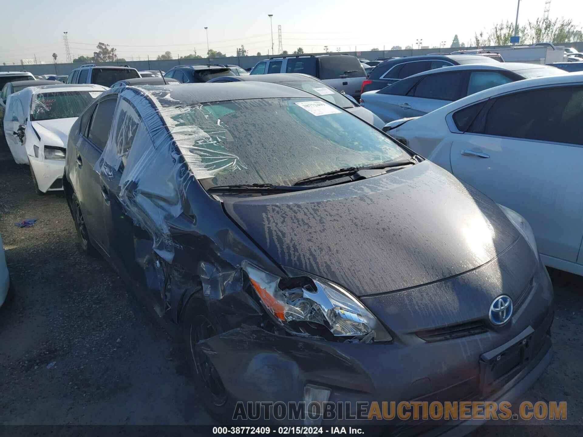 JTDKN3DU9F1887111 TOYOTA PRIUS 2015