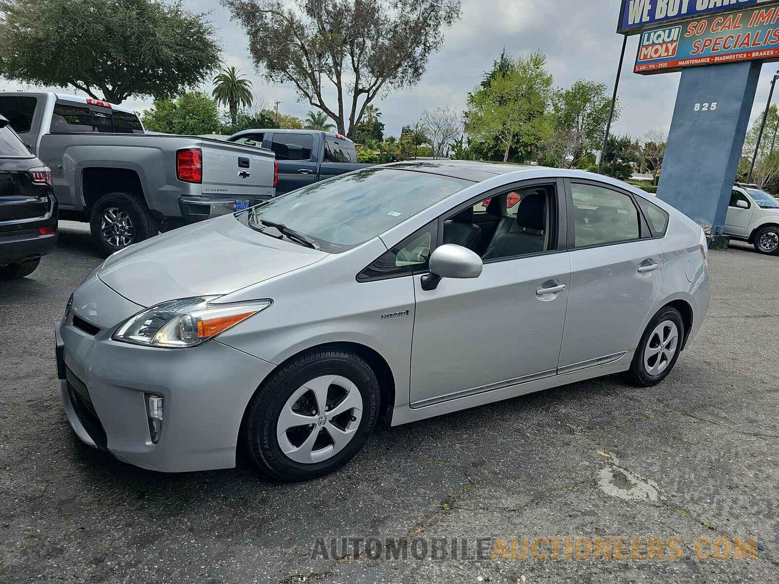 JTDKN3DU9F1890591 Toyota Prius 2015