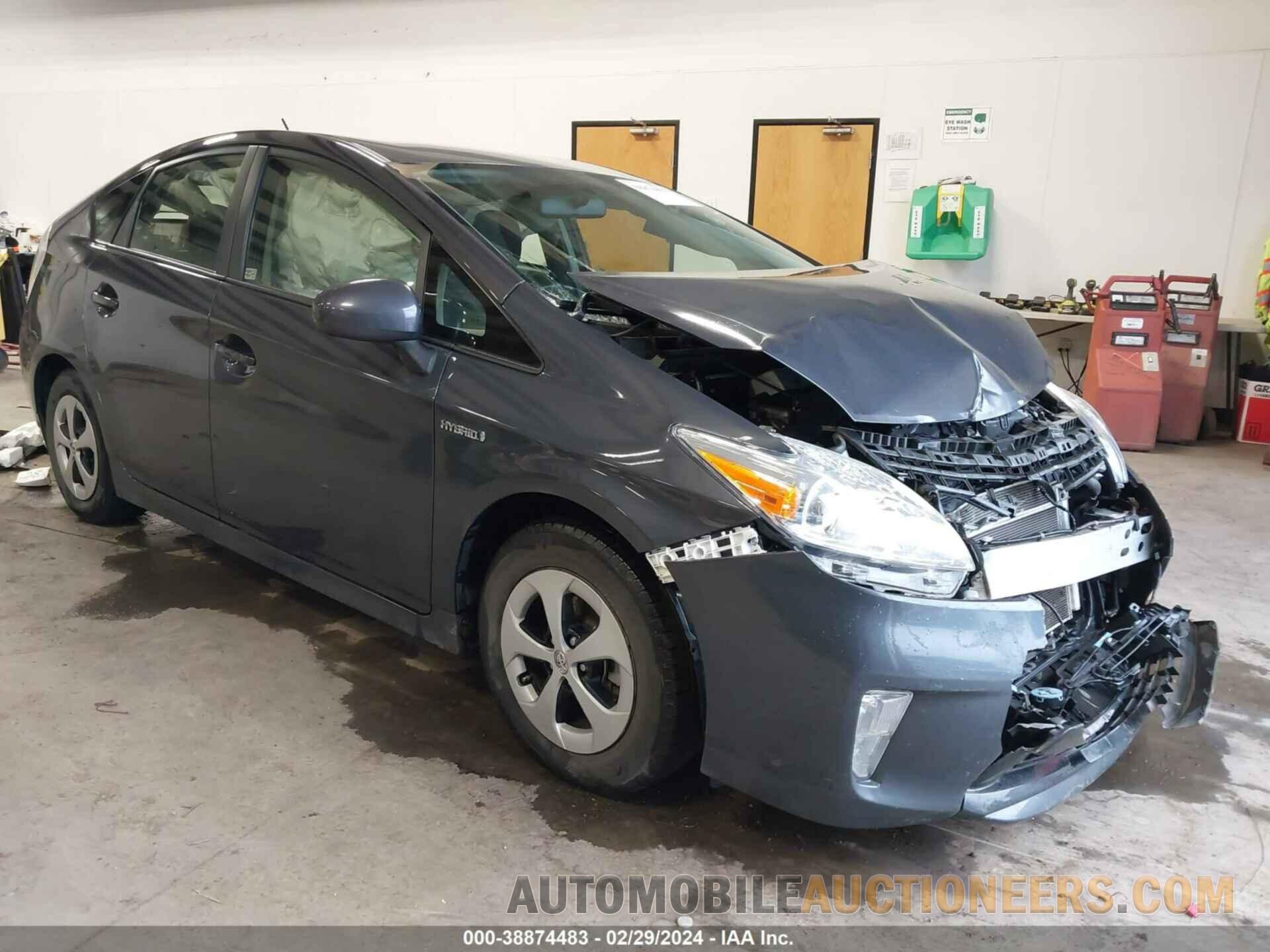 JTDKN3DU9F1901024 TOYOTA PRIUS 2015