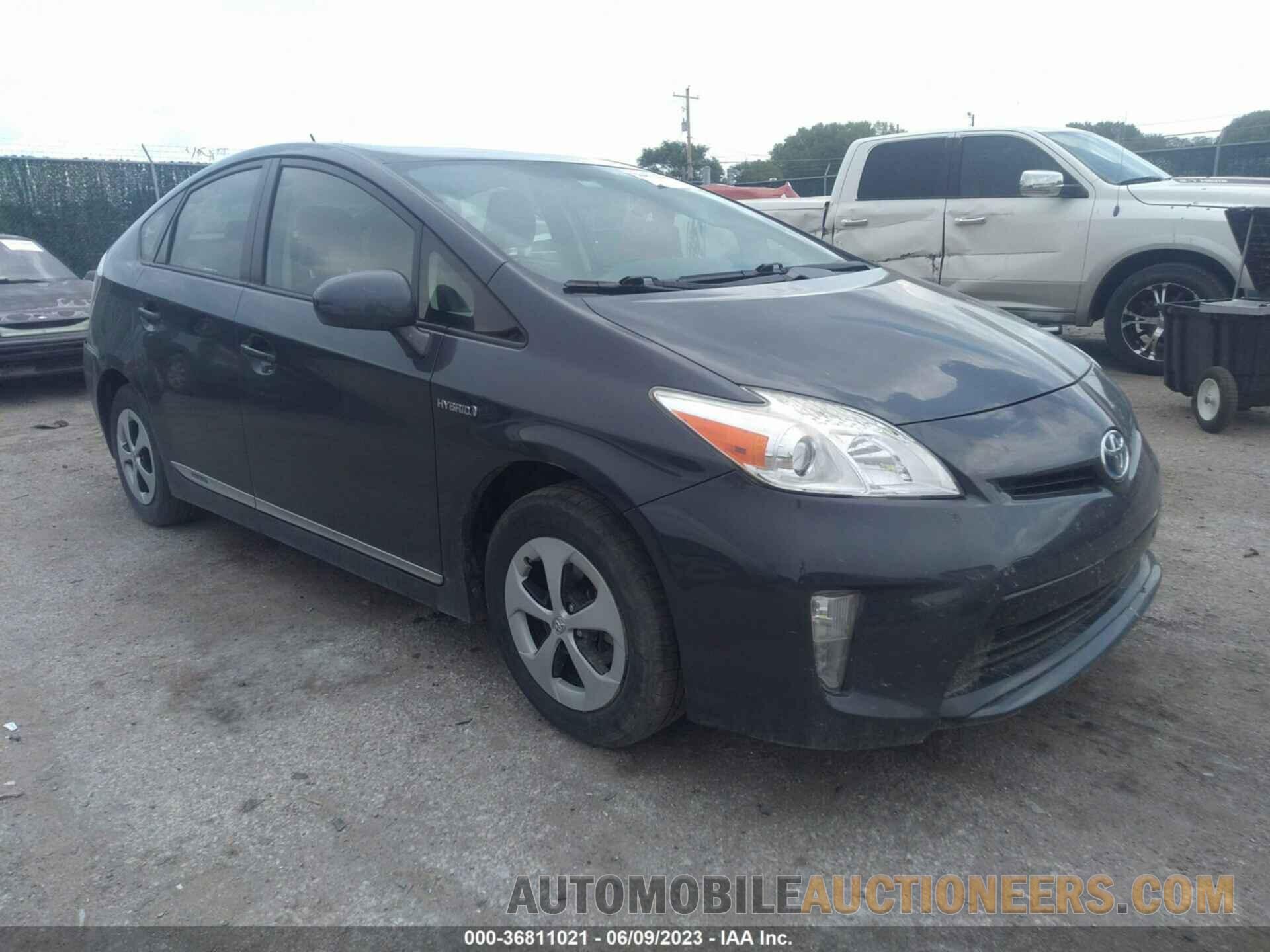 JTDKN3DU9F1908846 TOYOTA PRIUS 2015