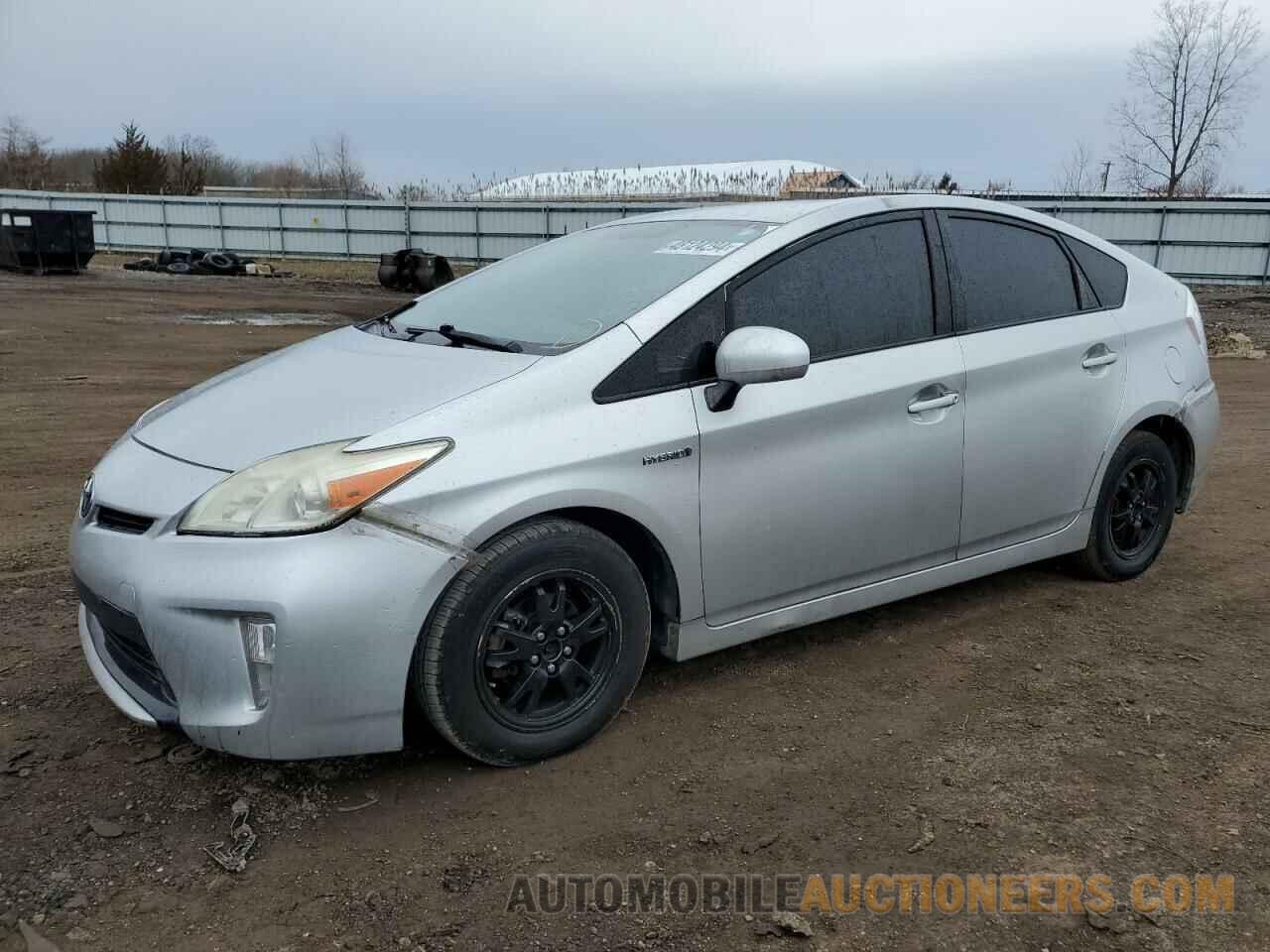 JTDKN3DU9F1914551 TOYOTA PRIUS 2015