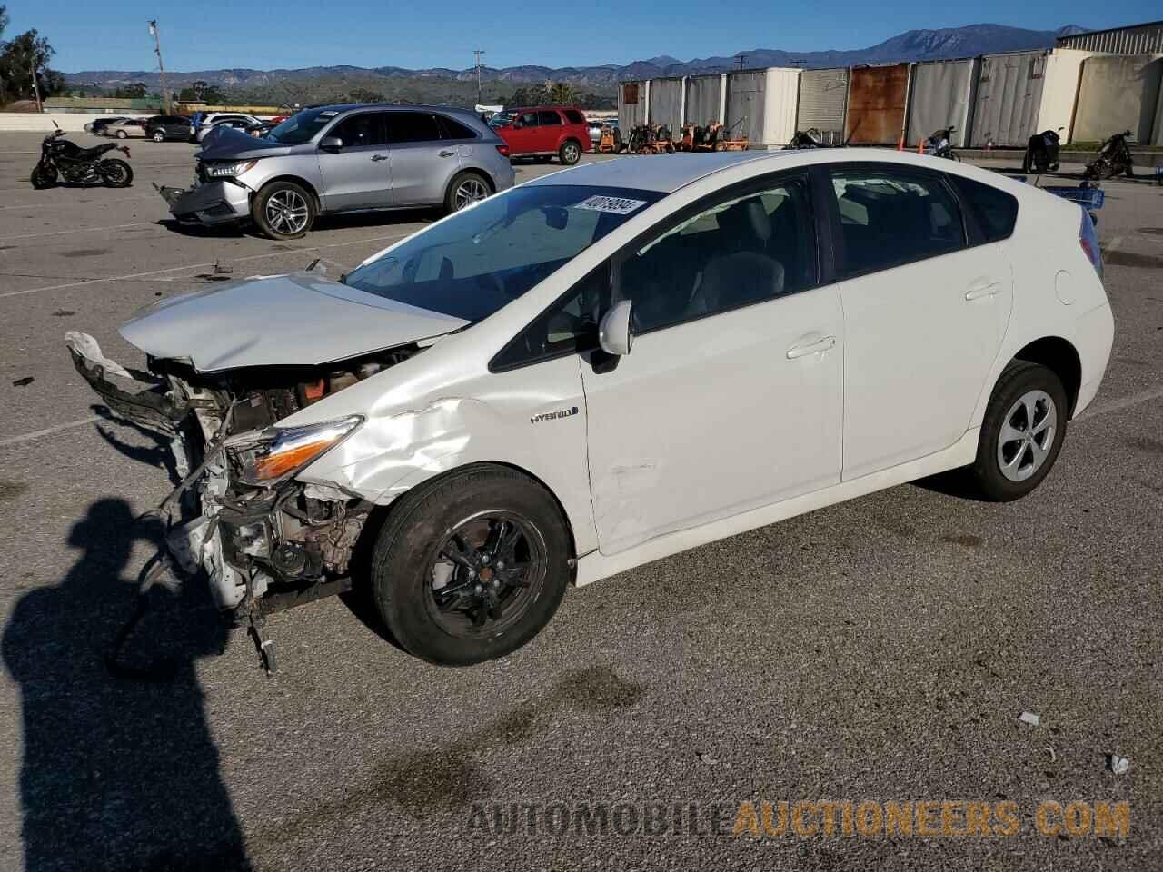 JTDKN3DU9F1916672 TOYOTA PRIUS 2015