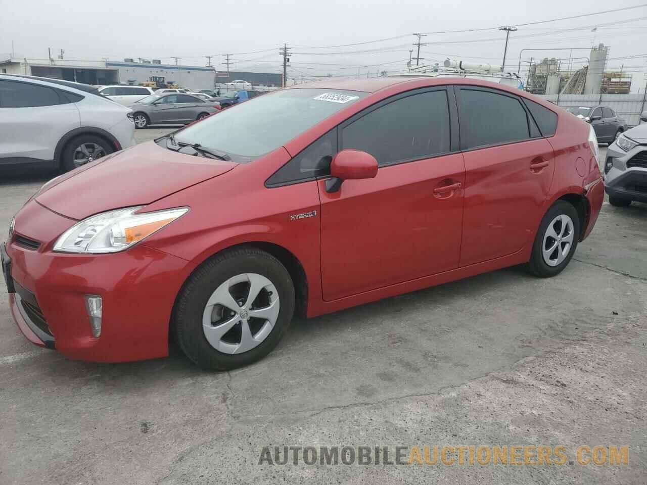 JTDKN3DU9F1919944 TOYOTA PRIUS 2015