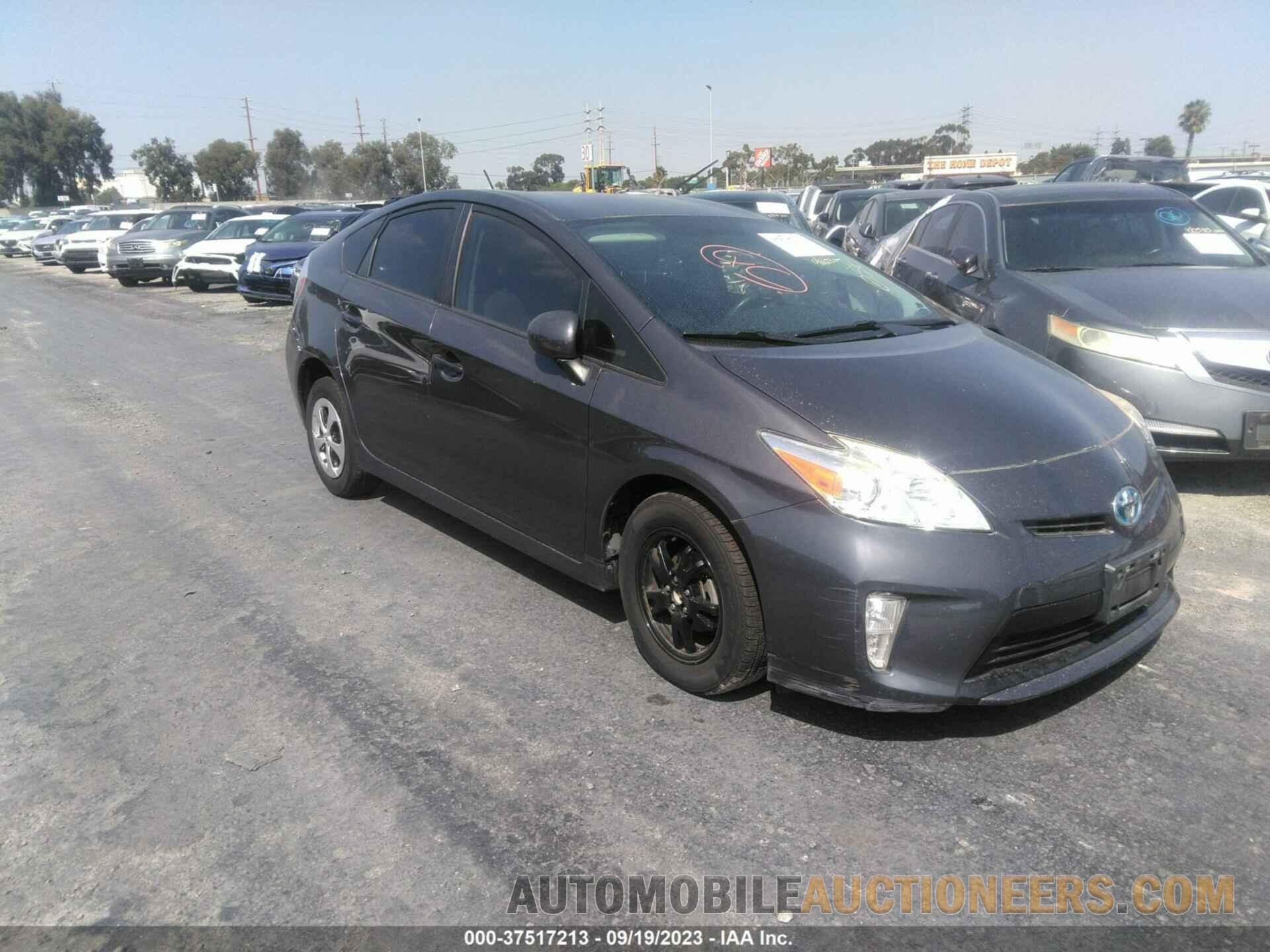 JTDKN3DU9F1927817 TOYOTA PRIUS 2015