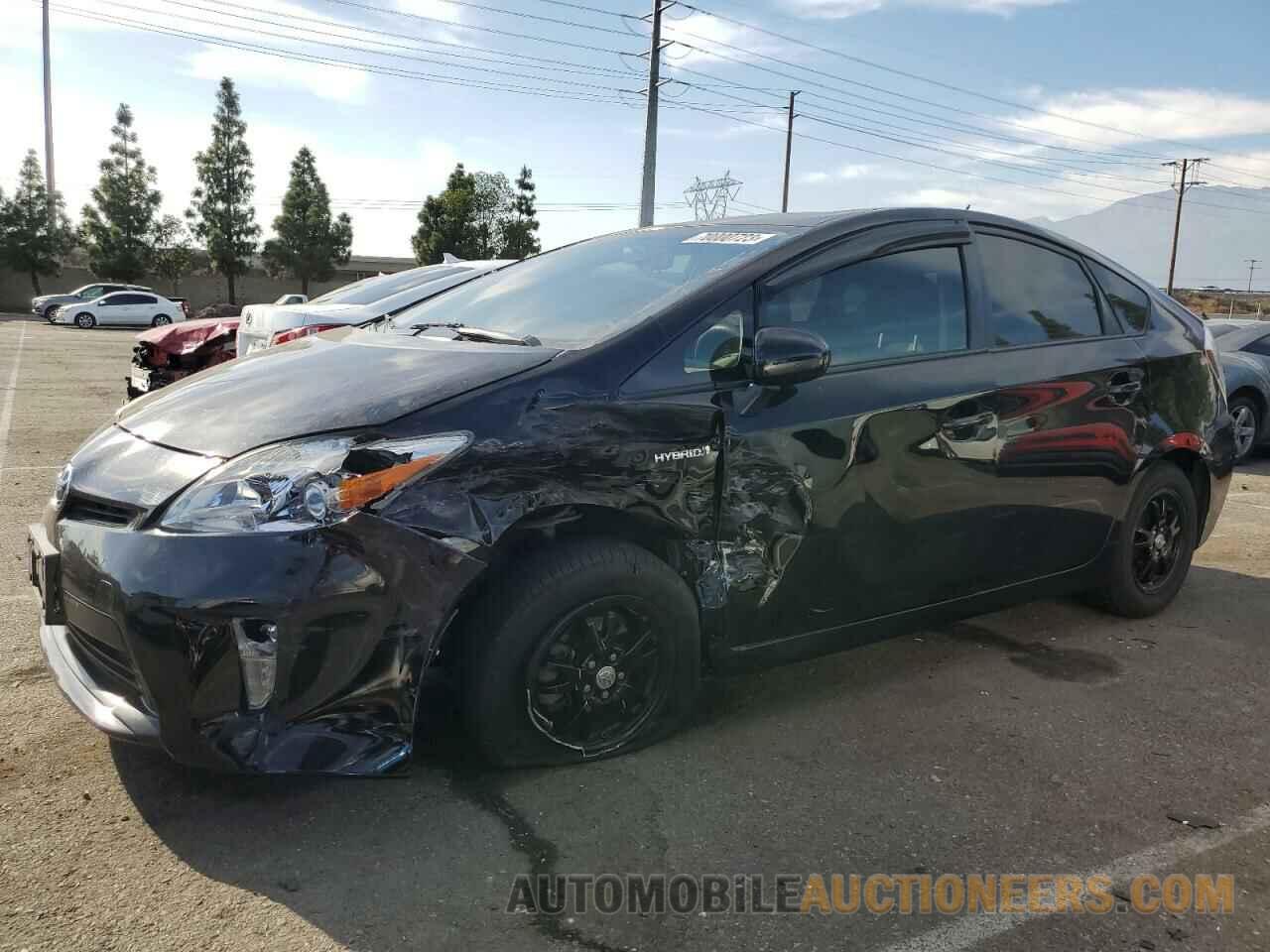 JTDKN3DU9F1931740 TOYOTA PRIUS 2015