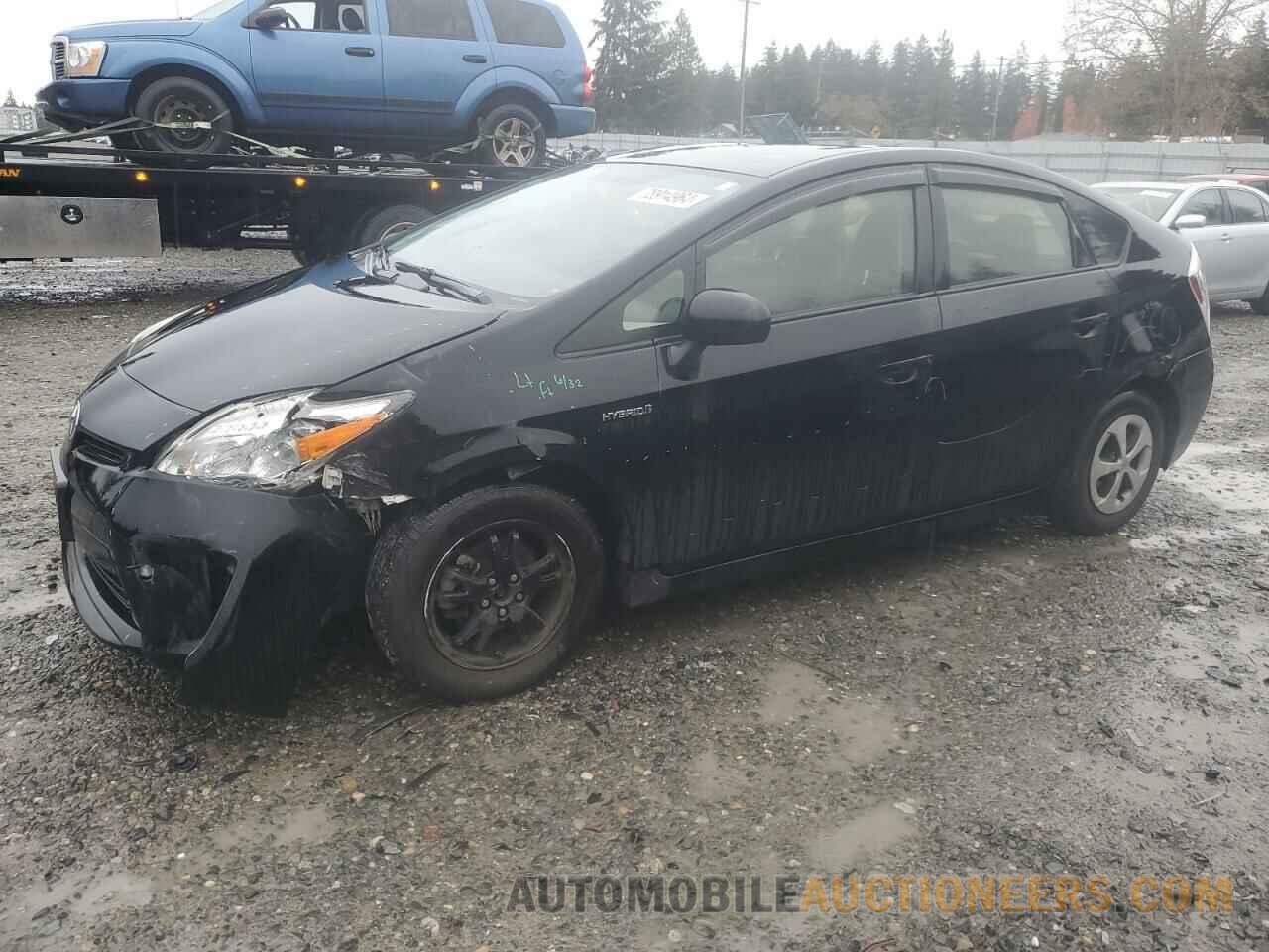 JTDKN3DU9F1932497 TOYOTA PRIUS 2015