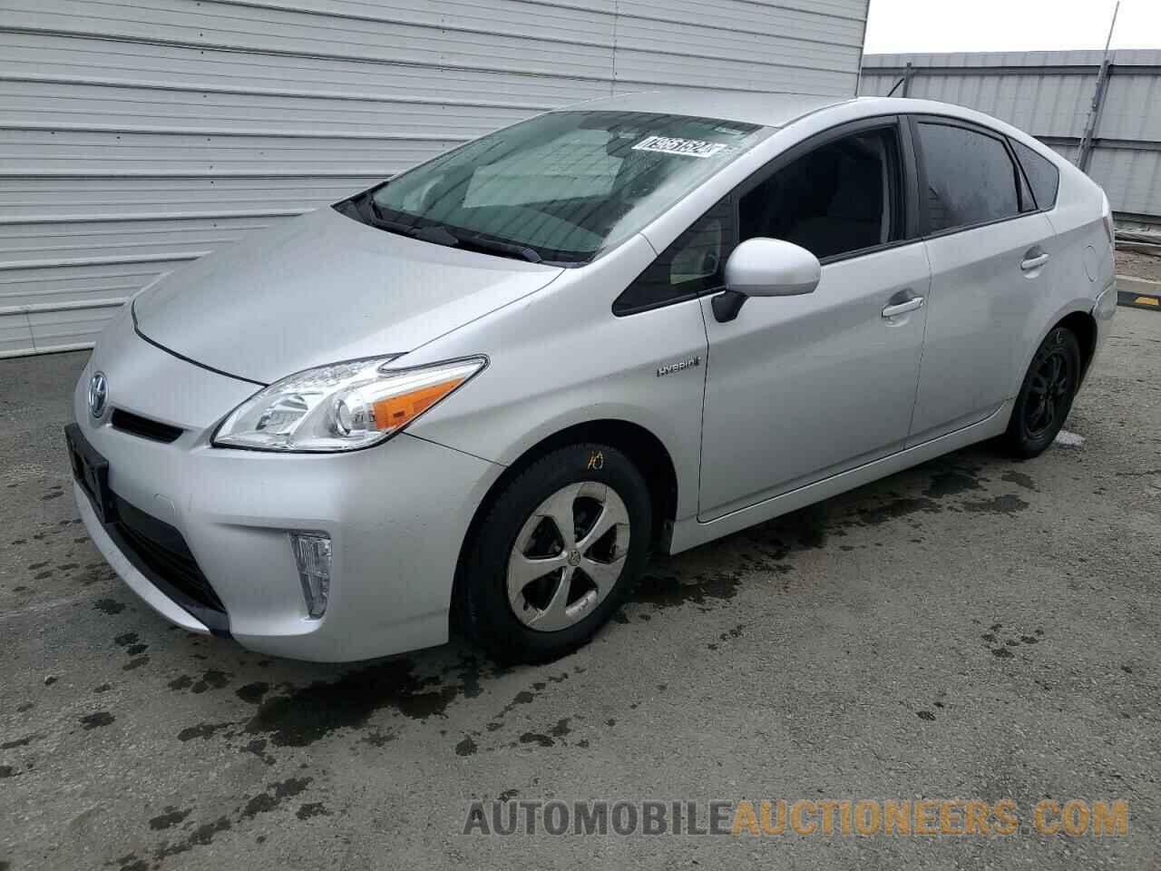 JTDKN3DU9F1947470 TOYOTA PRIUS 2015