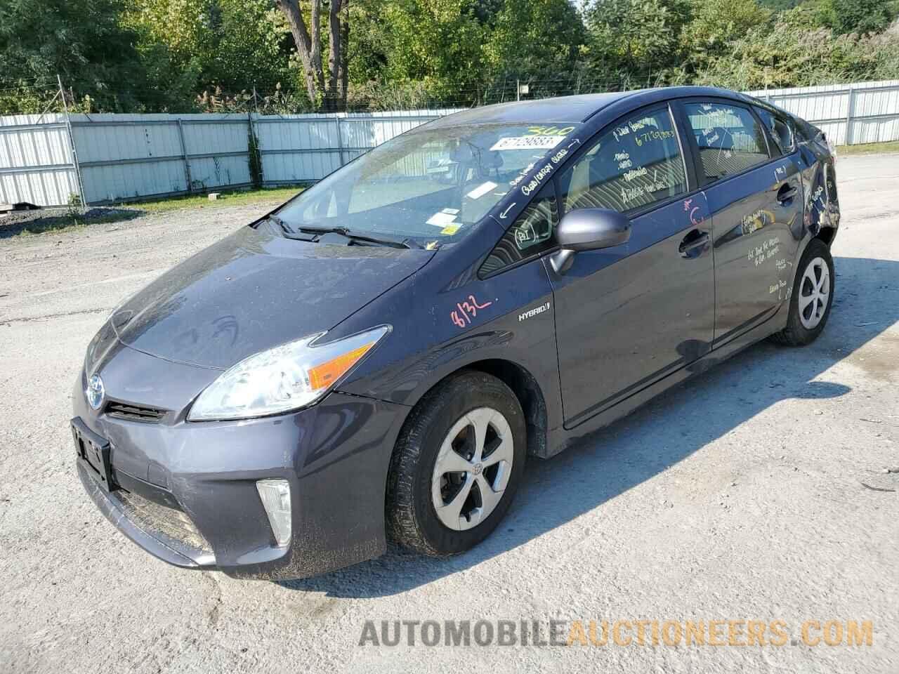 JTDKN3DU9F1955925 TOYOTA PRIUS 2015