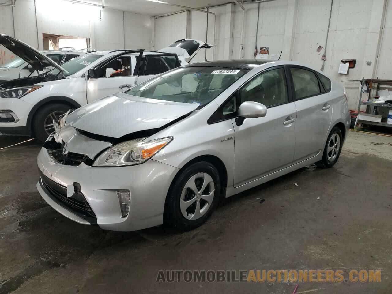 JTDKN3DU9F1956461 TOYOTA PRIUS 2015