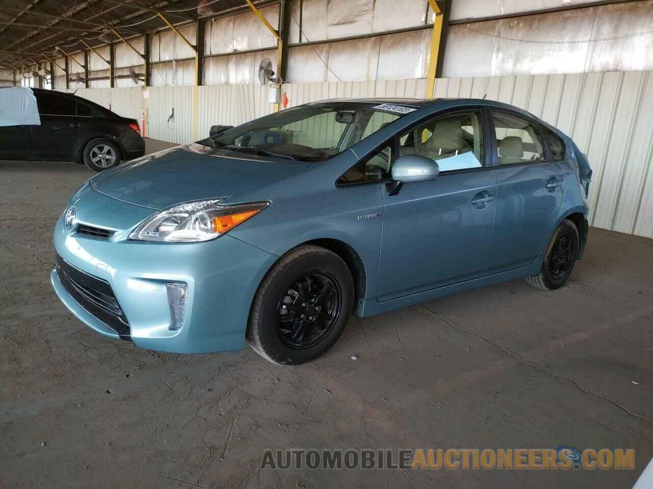 JTDKN3DU9F1957688 TOYOTA PRIUS 2015