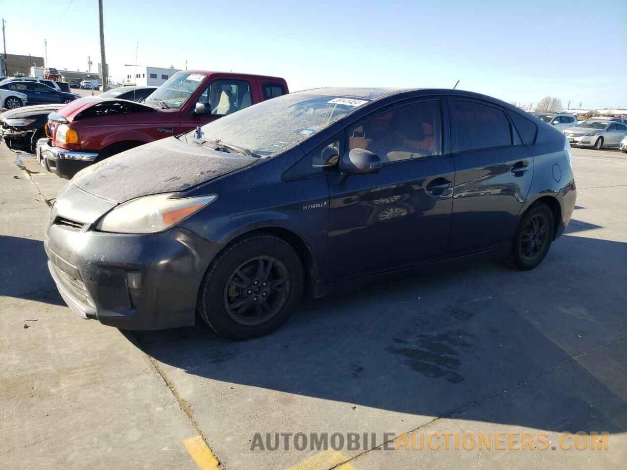 JTDKN3DU9F1988472 TOYOTA PRIUS 2015