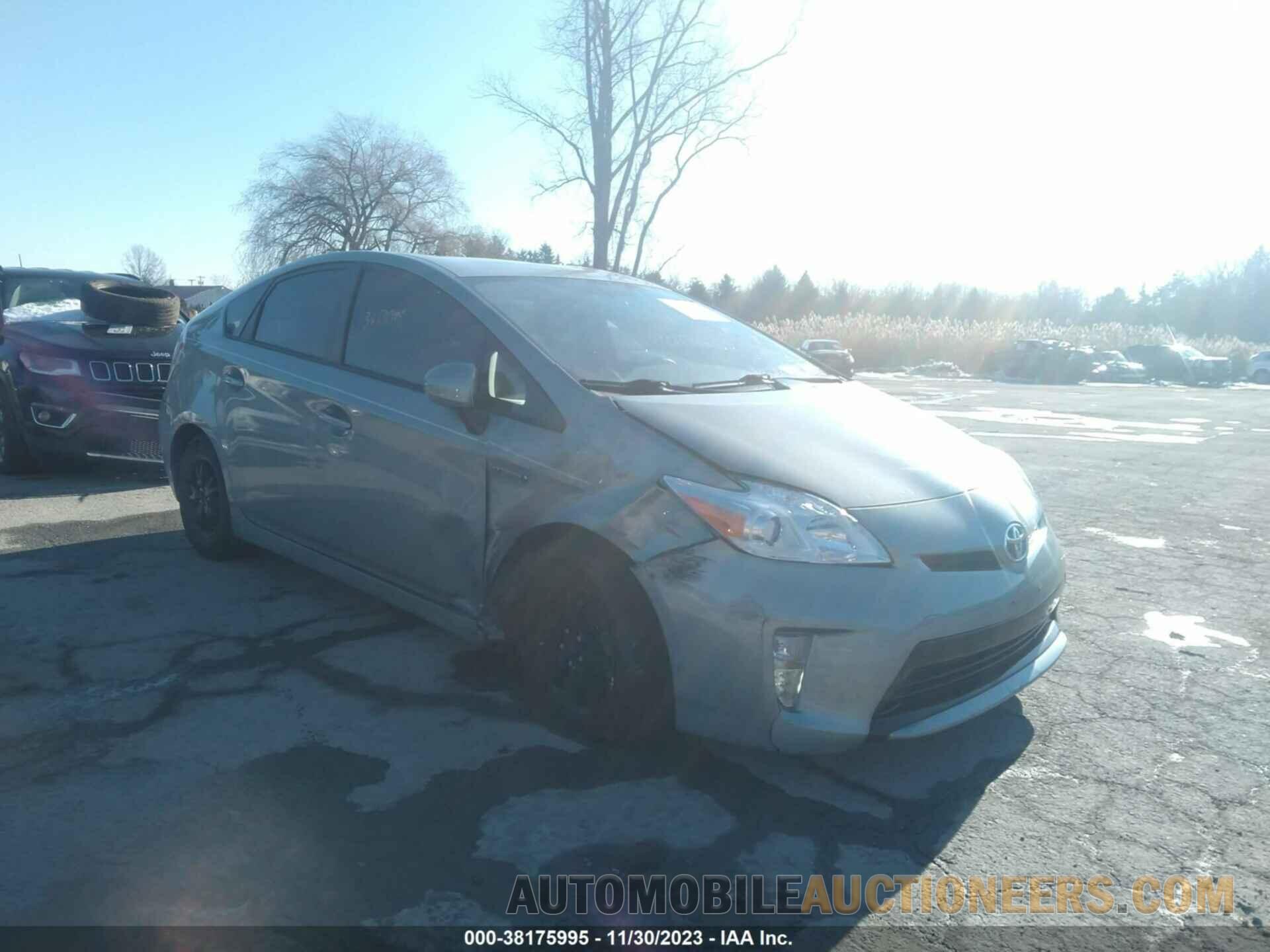 JTDKN3DU9F2004649 TOYOTA PRIUS 2015