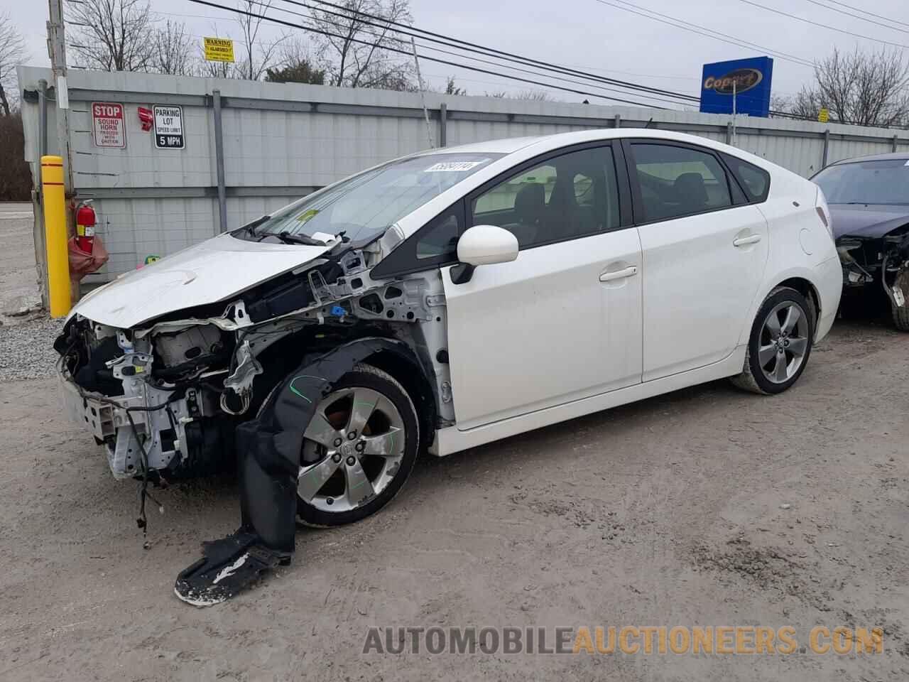 JTDKN3DUXD1662256 TOYOTA PRIUS 2013