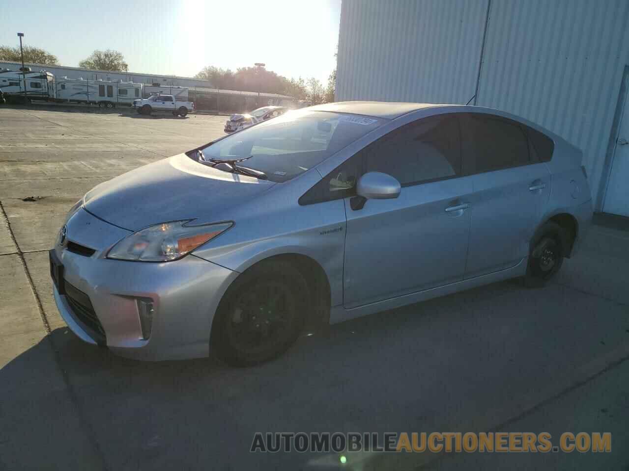 JTDKN3DUXE0369089 TOYOTA PRIUS 2014