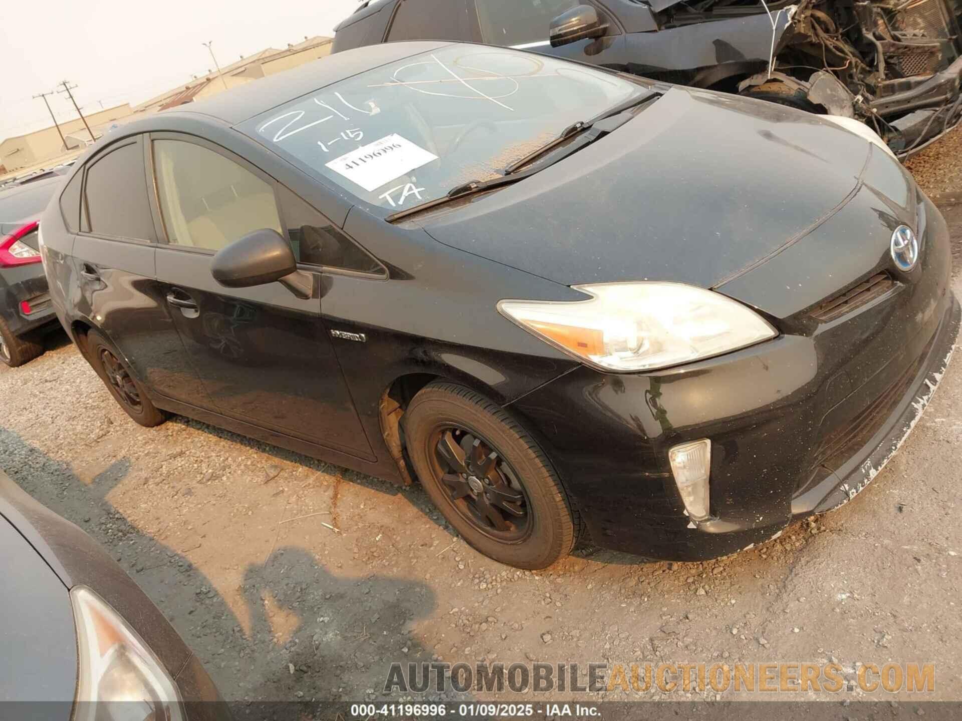 JTDKN3DUXE1743842 TOYOTA PRIUS 2014