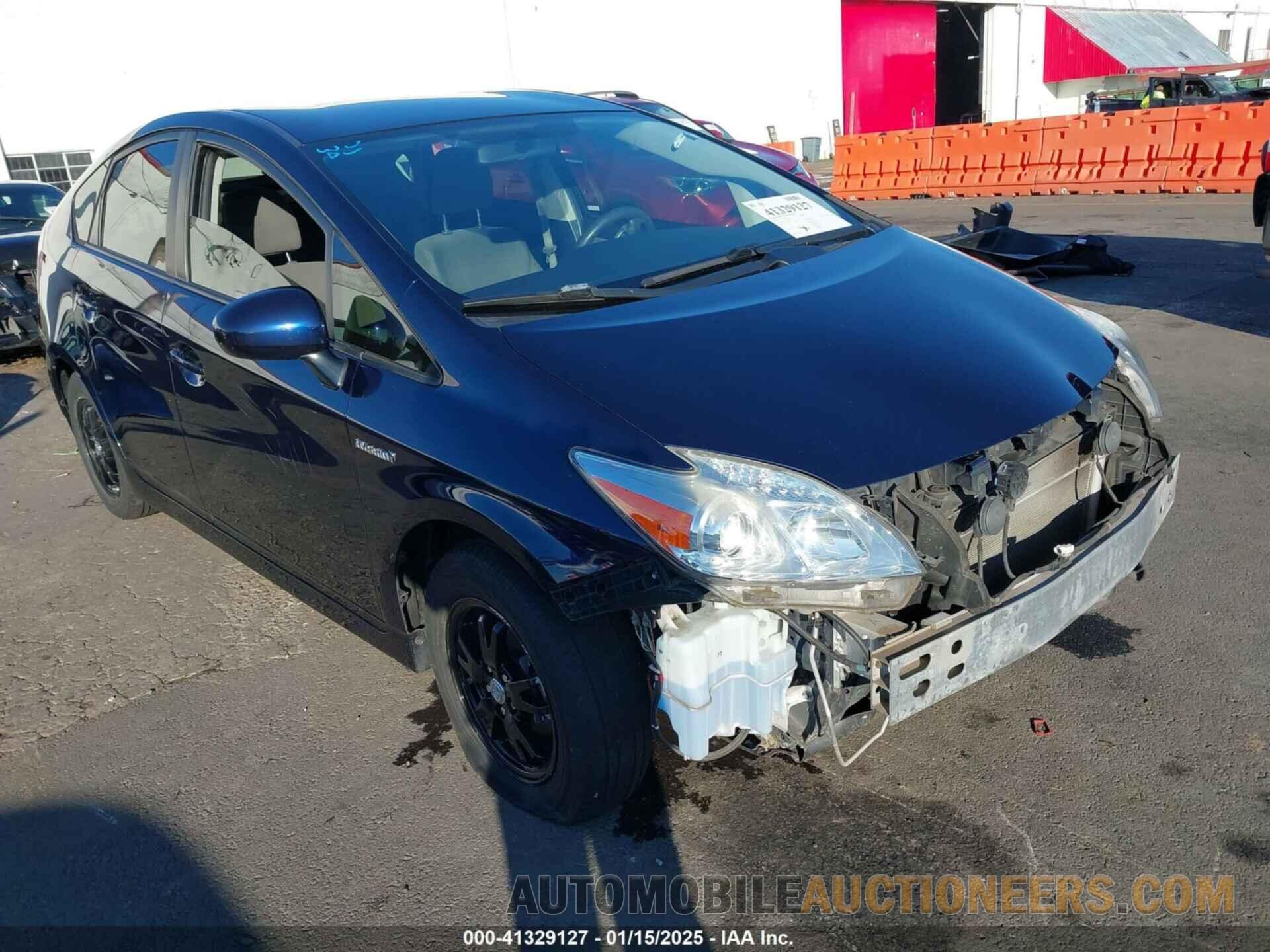 JTDKN3DUXE1757711 TOYOTA PRIUS 2014