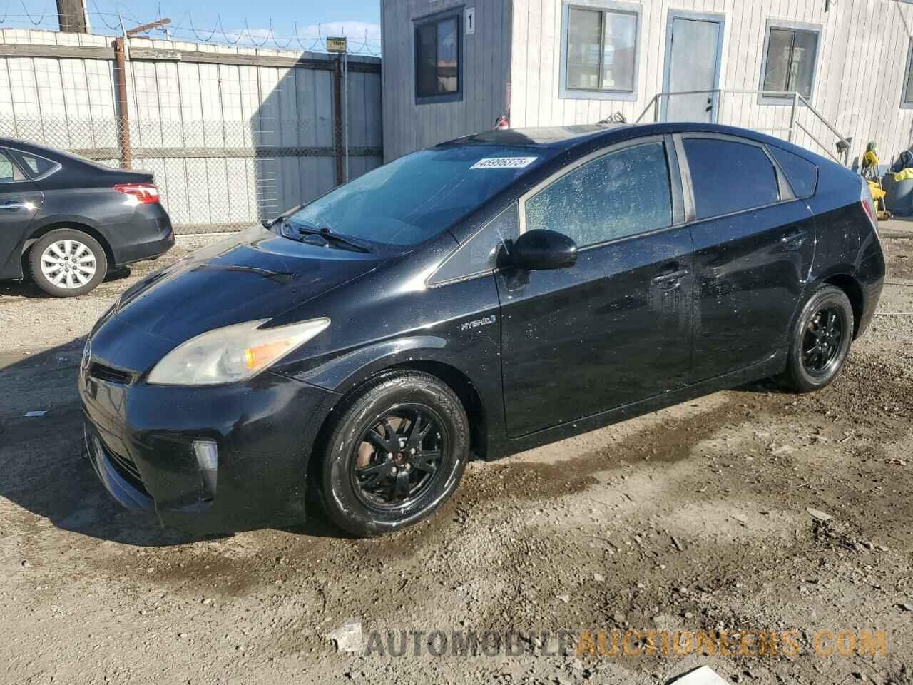 JTDKN3DUXE1759555 TOYOTA PRIUS 2014