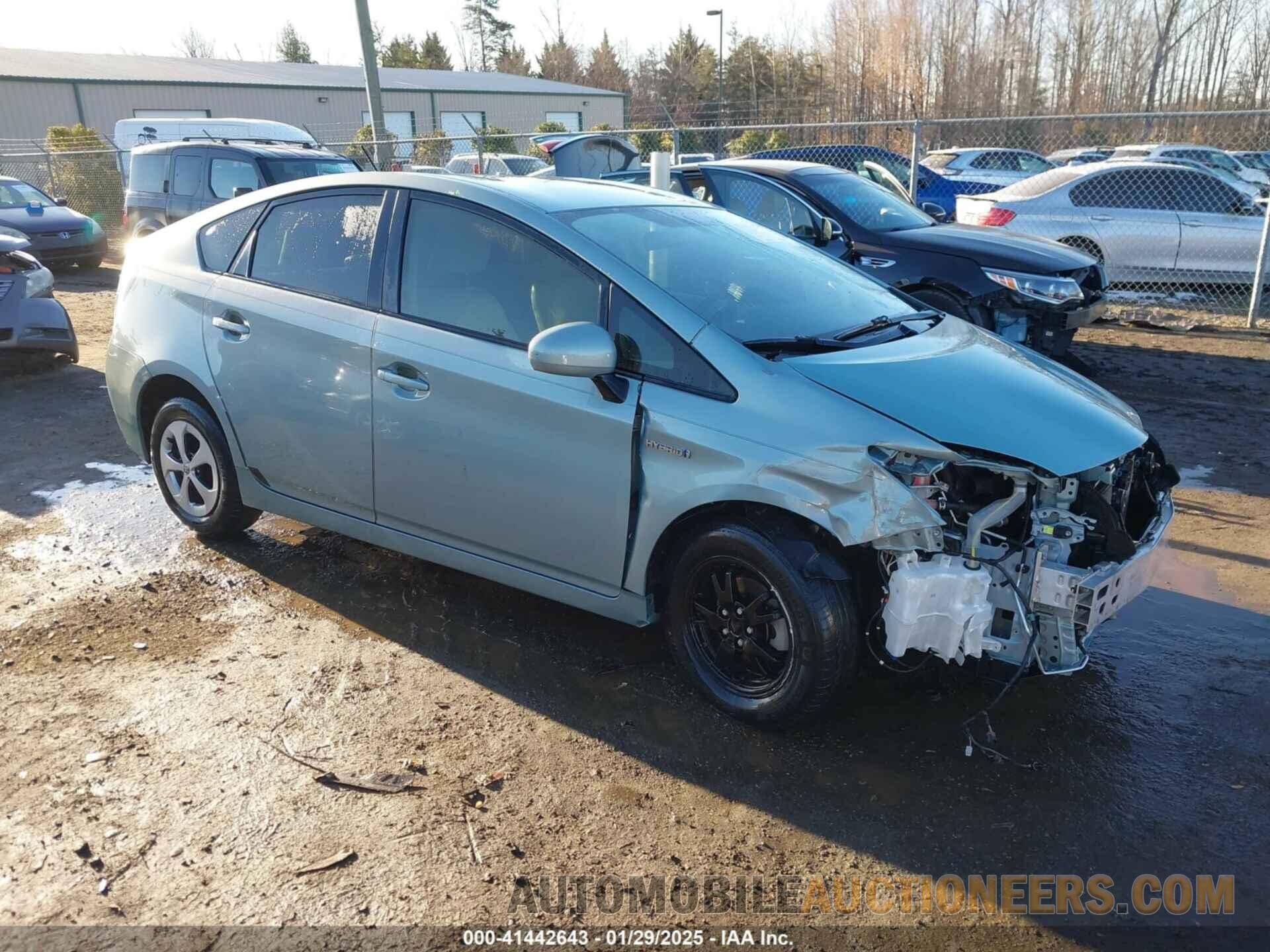 JTDKN3DUXE1770295 TOYOTA PRIUS 2014