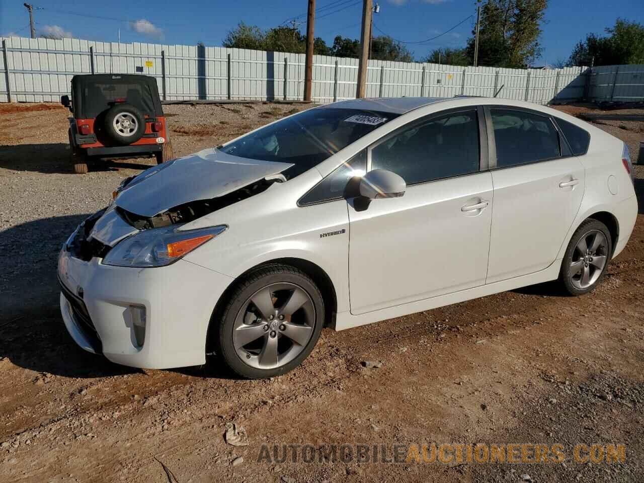 JTDKN3DUXF0397184 TOYOTA PRIUS 2015