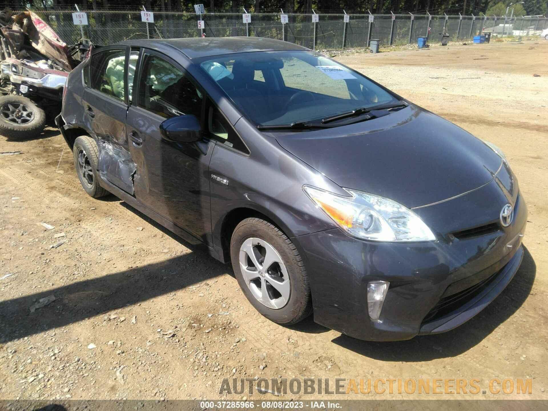 JTDKN3DUXF0397959 TOYOTA PRIUS 2015