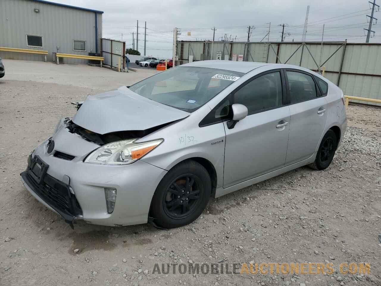 JTDKN3DUXF0399615 TOYOTA PRIUS 2015