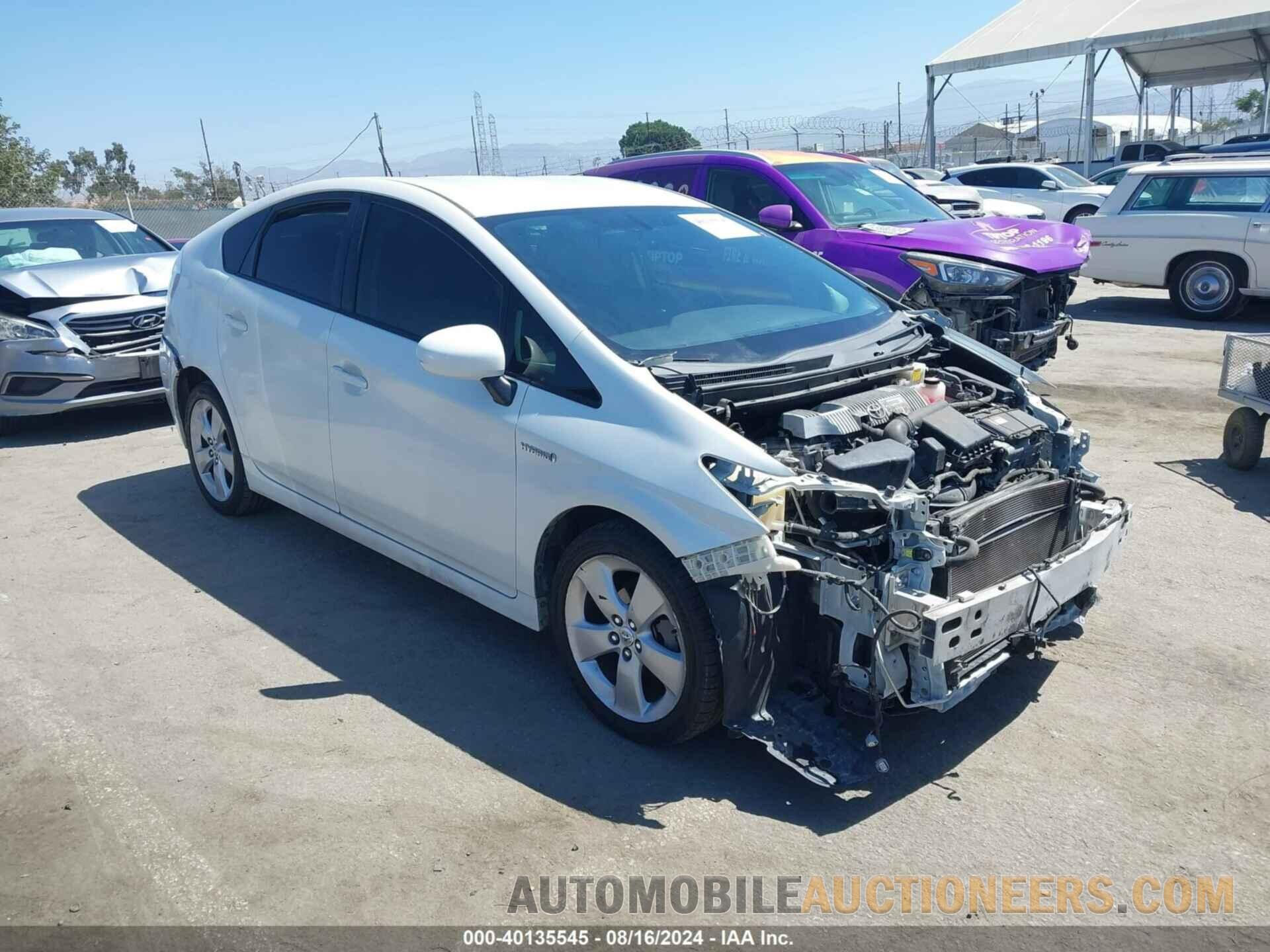 JTDKN3DUXF0400083 TOYOTA PRIUS 2015