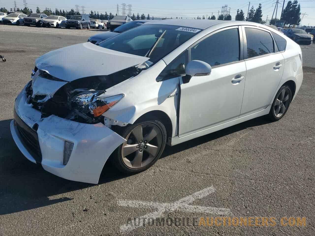 JTDKN3DUXF0402030 TOYOTA PRIUS 2015