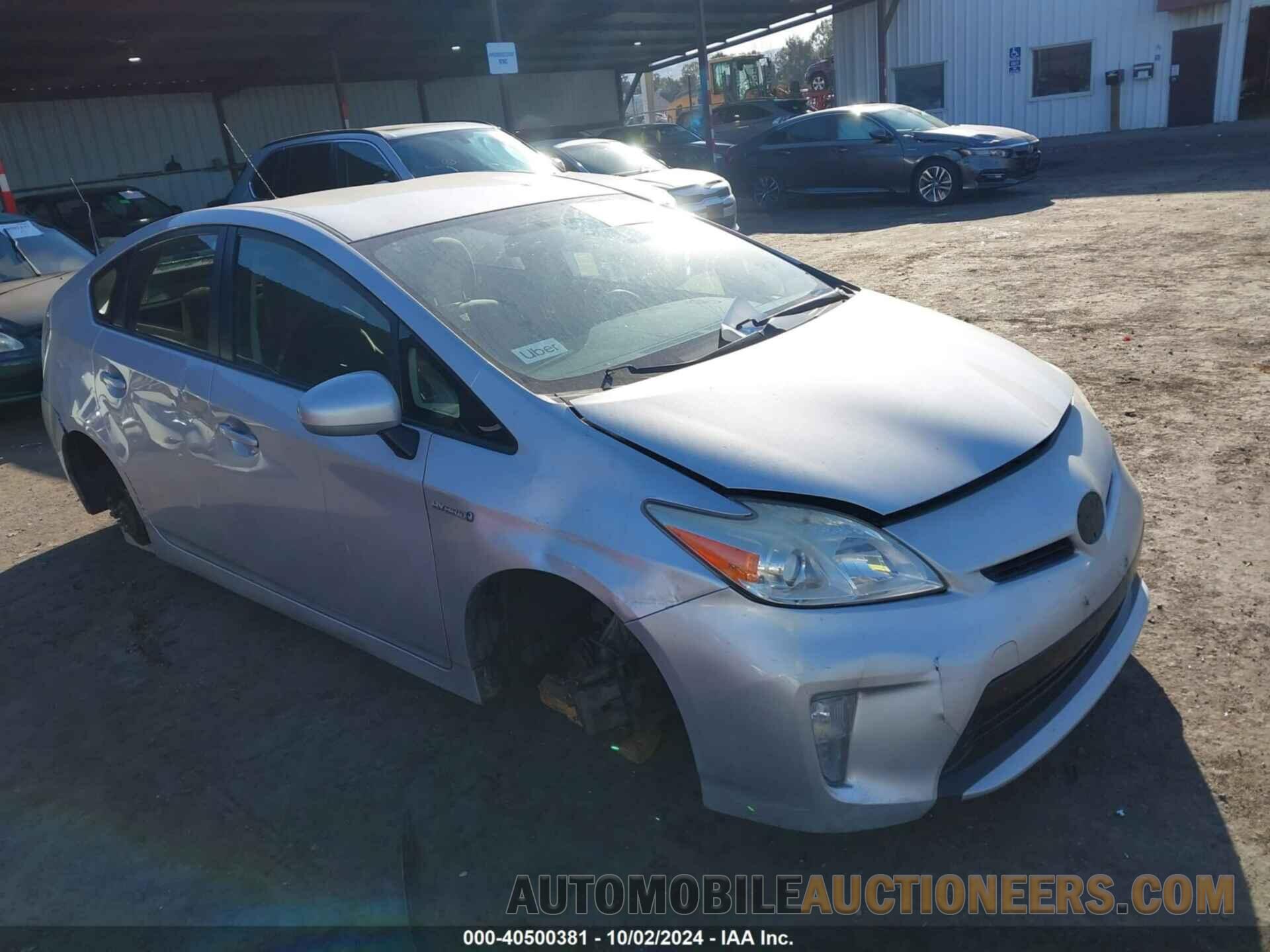 JTDKN3DUXF0411696 TOYOTA PRIUS 2015