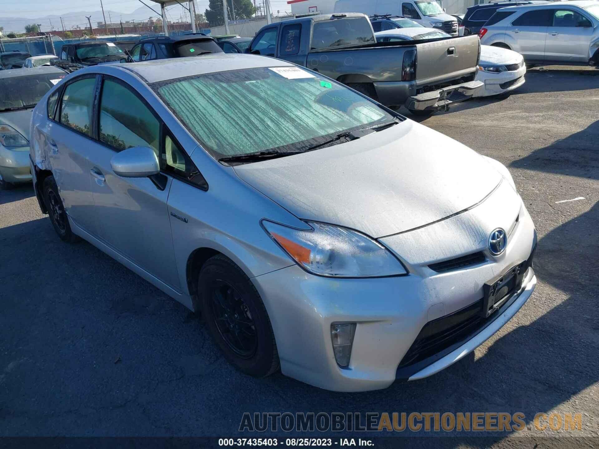 JTDKN3DUXF0412167 TOYOTA PRIUS 2015