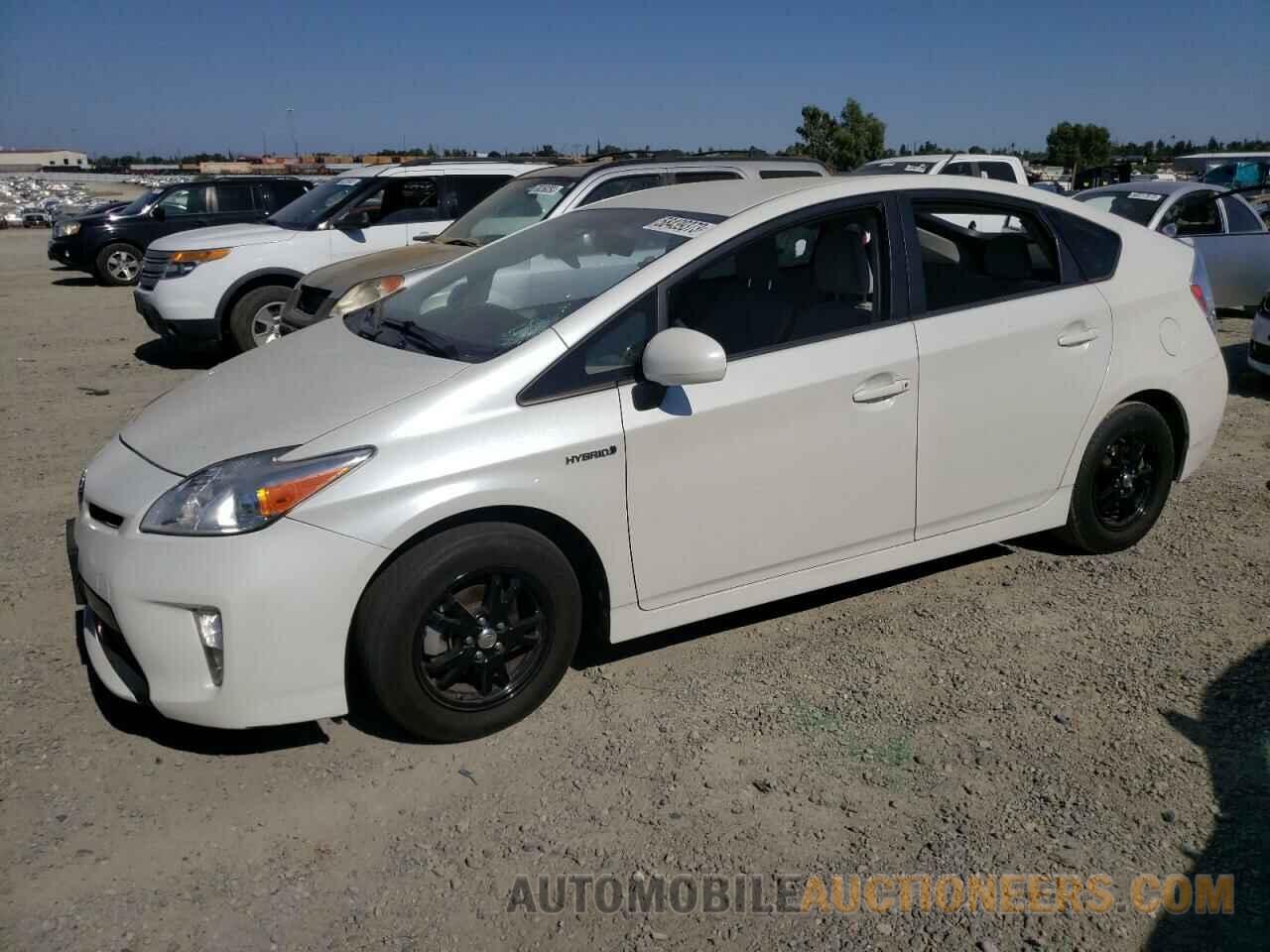 JTDKN3DUXF0421340 TOYOTA PRIUS 2015