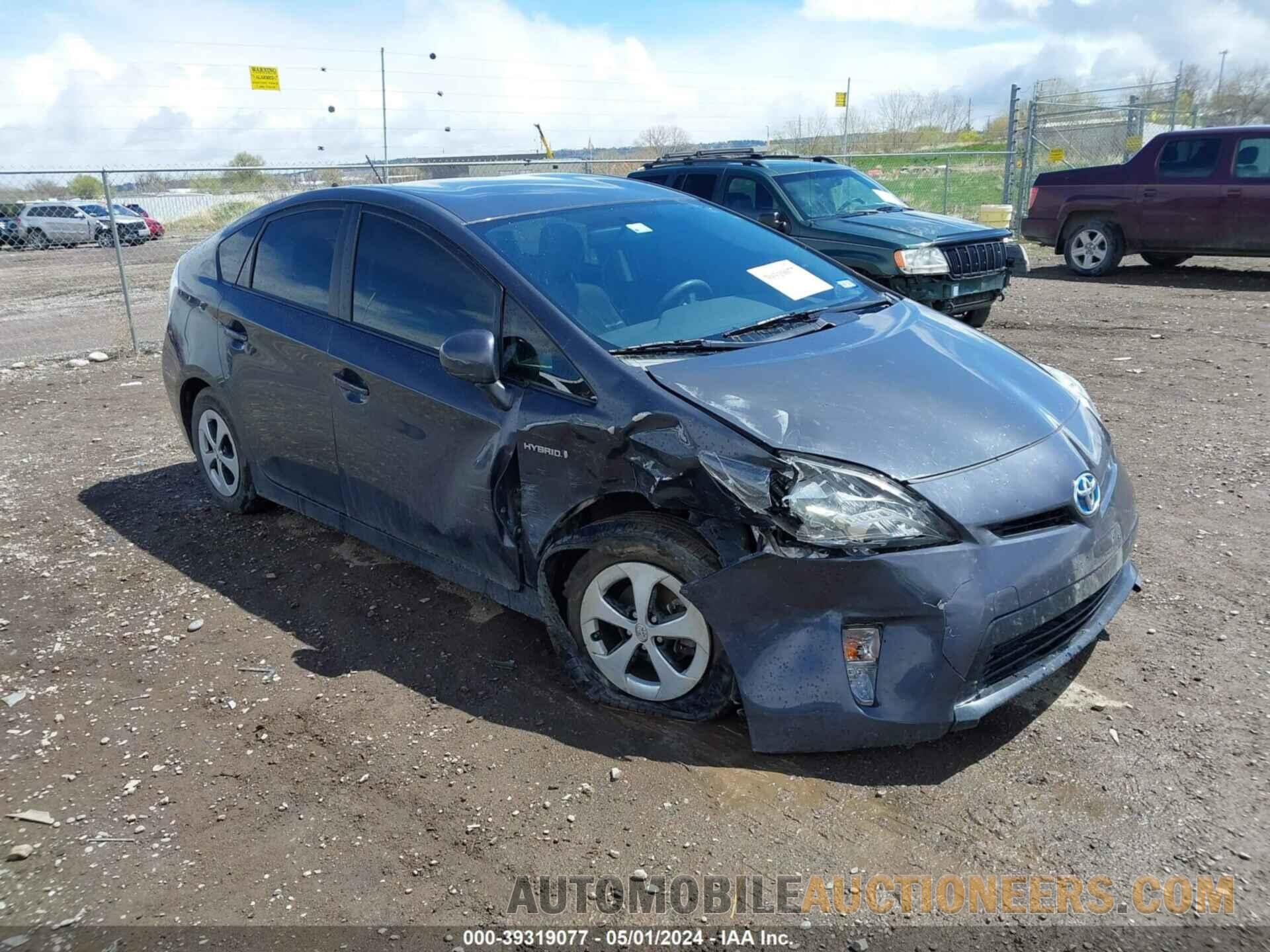 JTDKN3DUXF0422357 TOYOTA PRIUS 2015